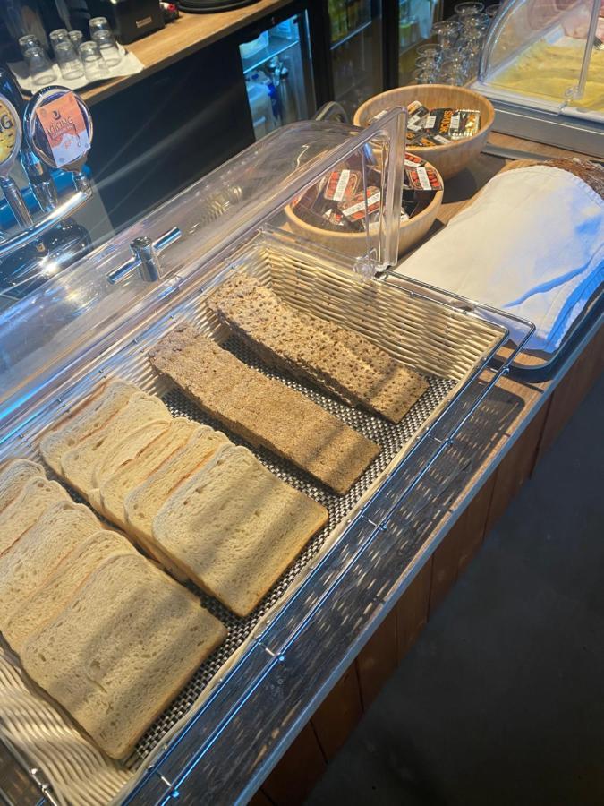 西北餐厅酒店 Vithigerthi 外观 照片