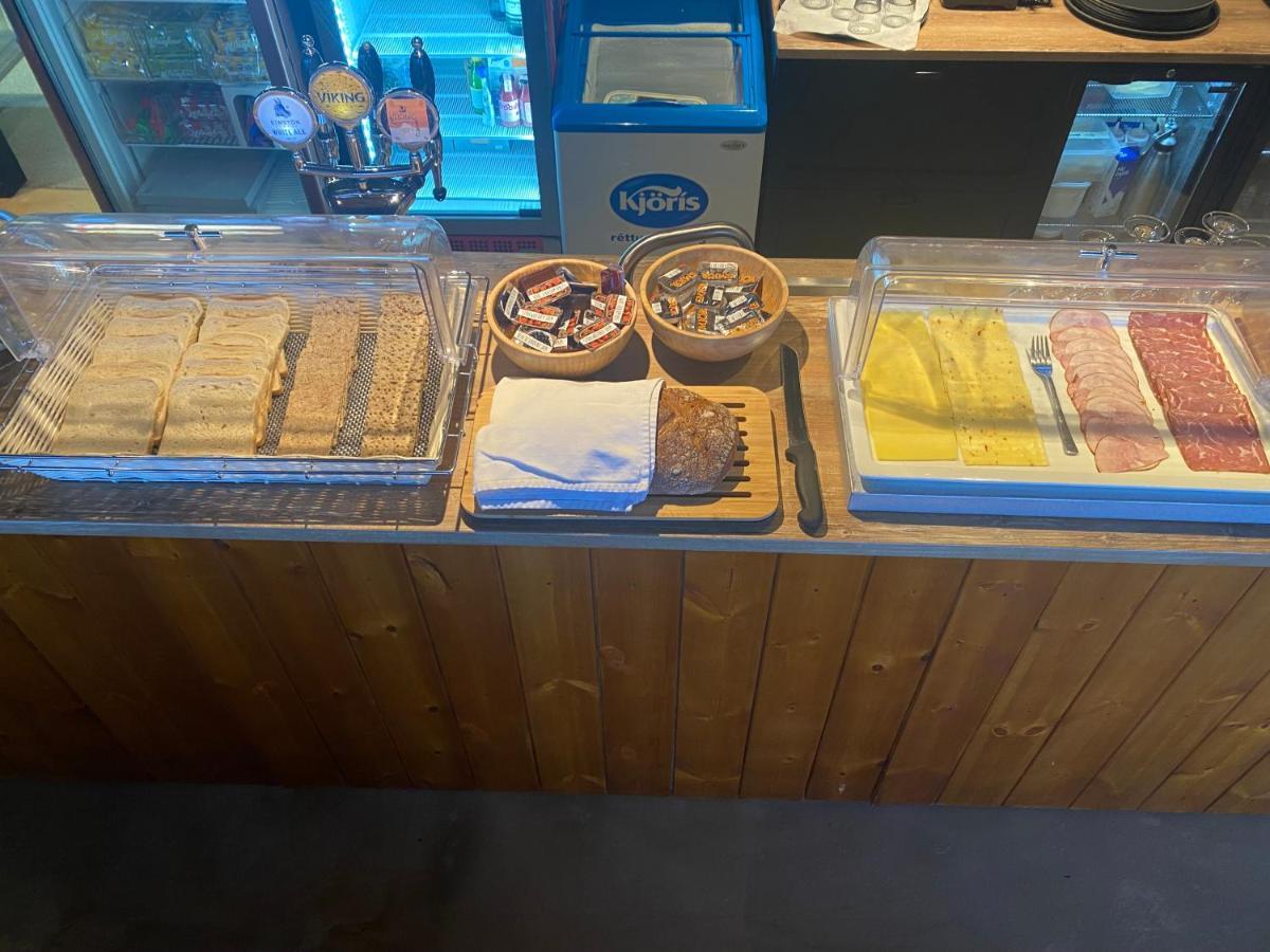 西北餐厅酒店 Vithigerthi 外观 照片